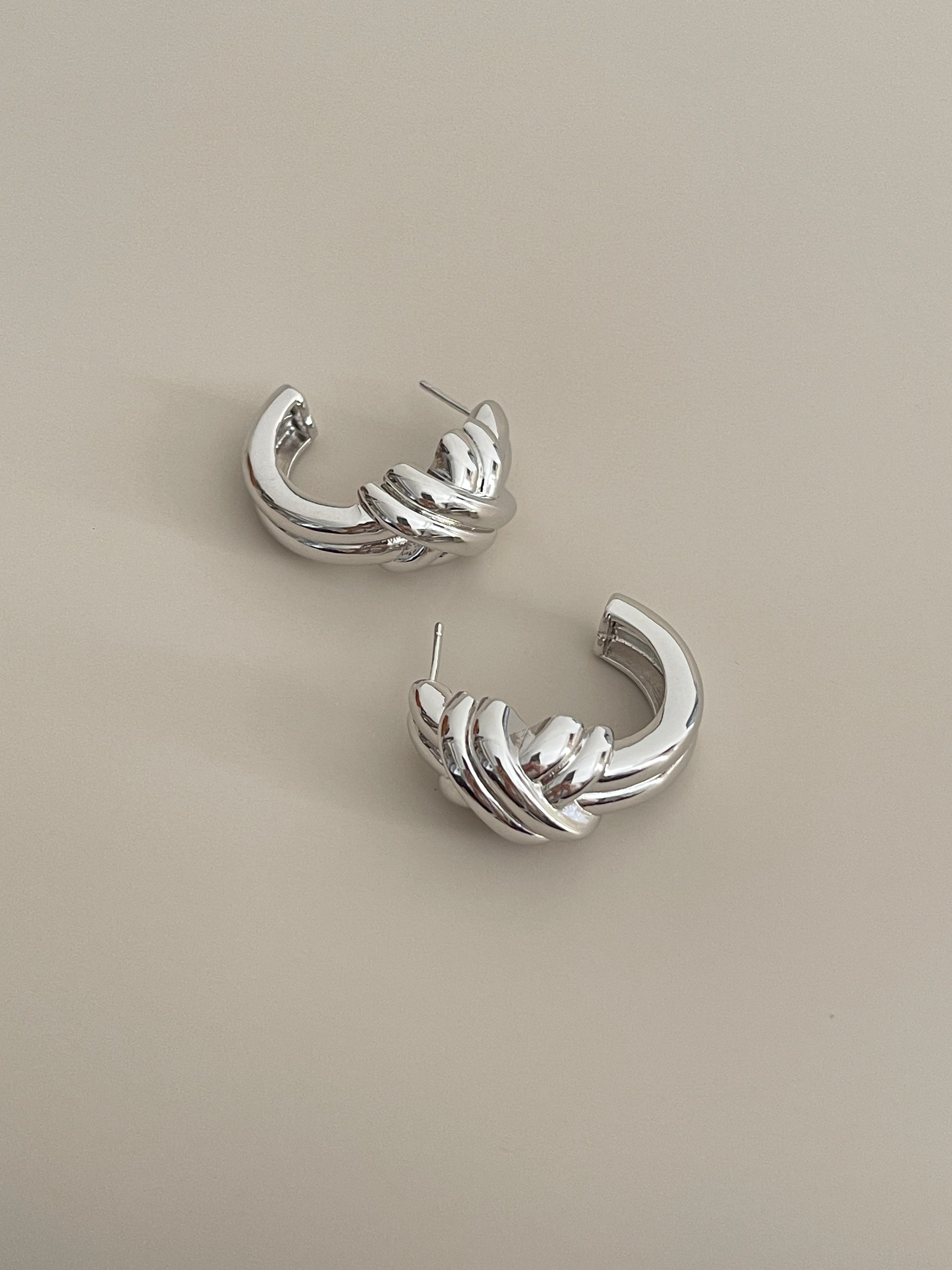 TORSIA HOOPS SILVER