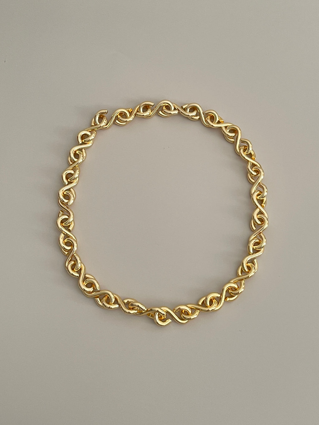 LINÉA NECKLACE