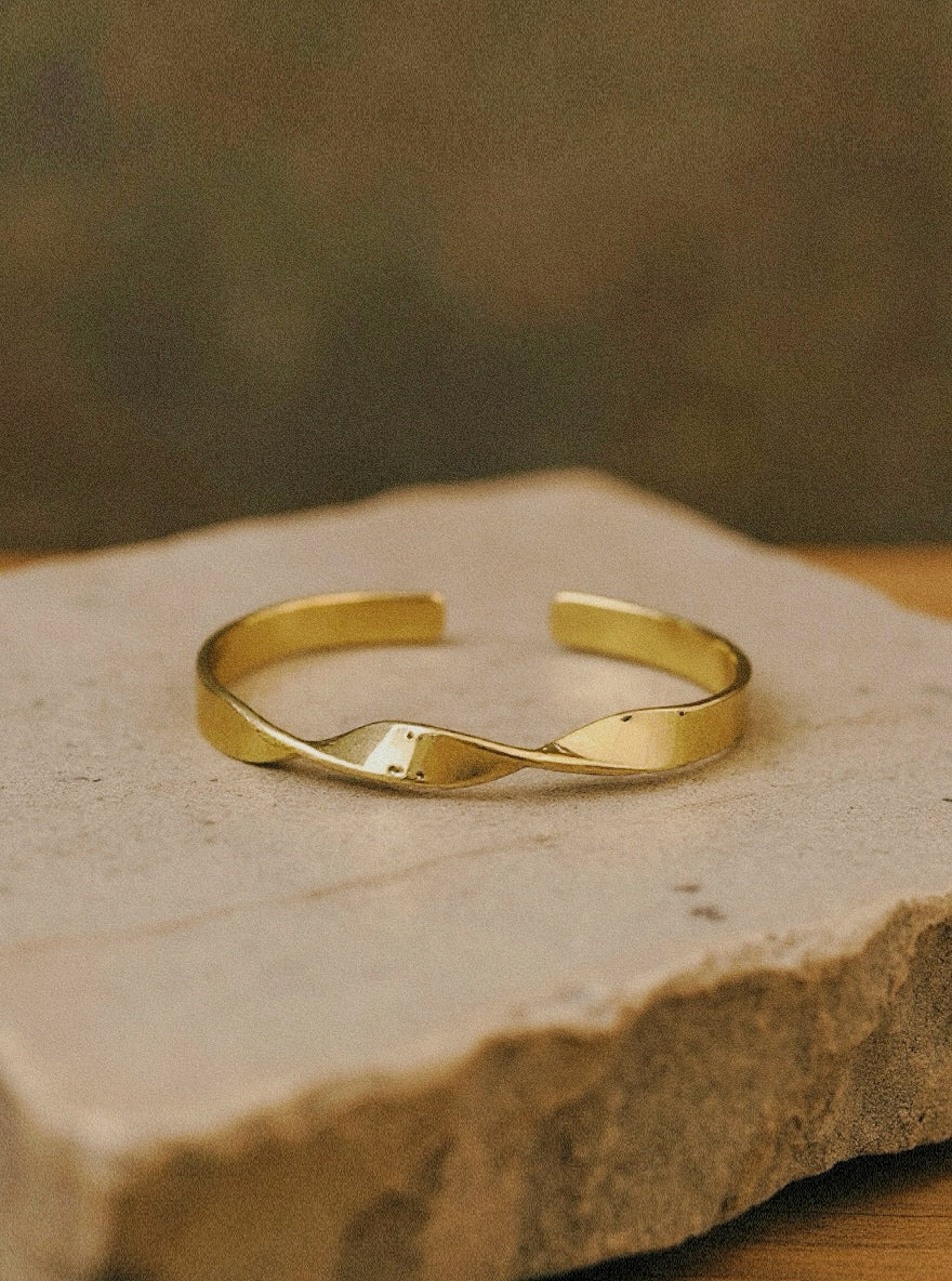 TENZA CUFF