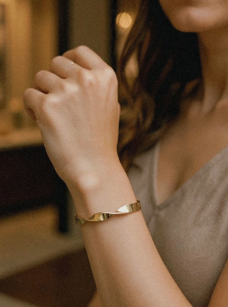 TENZA CUFF