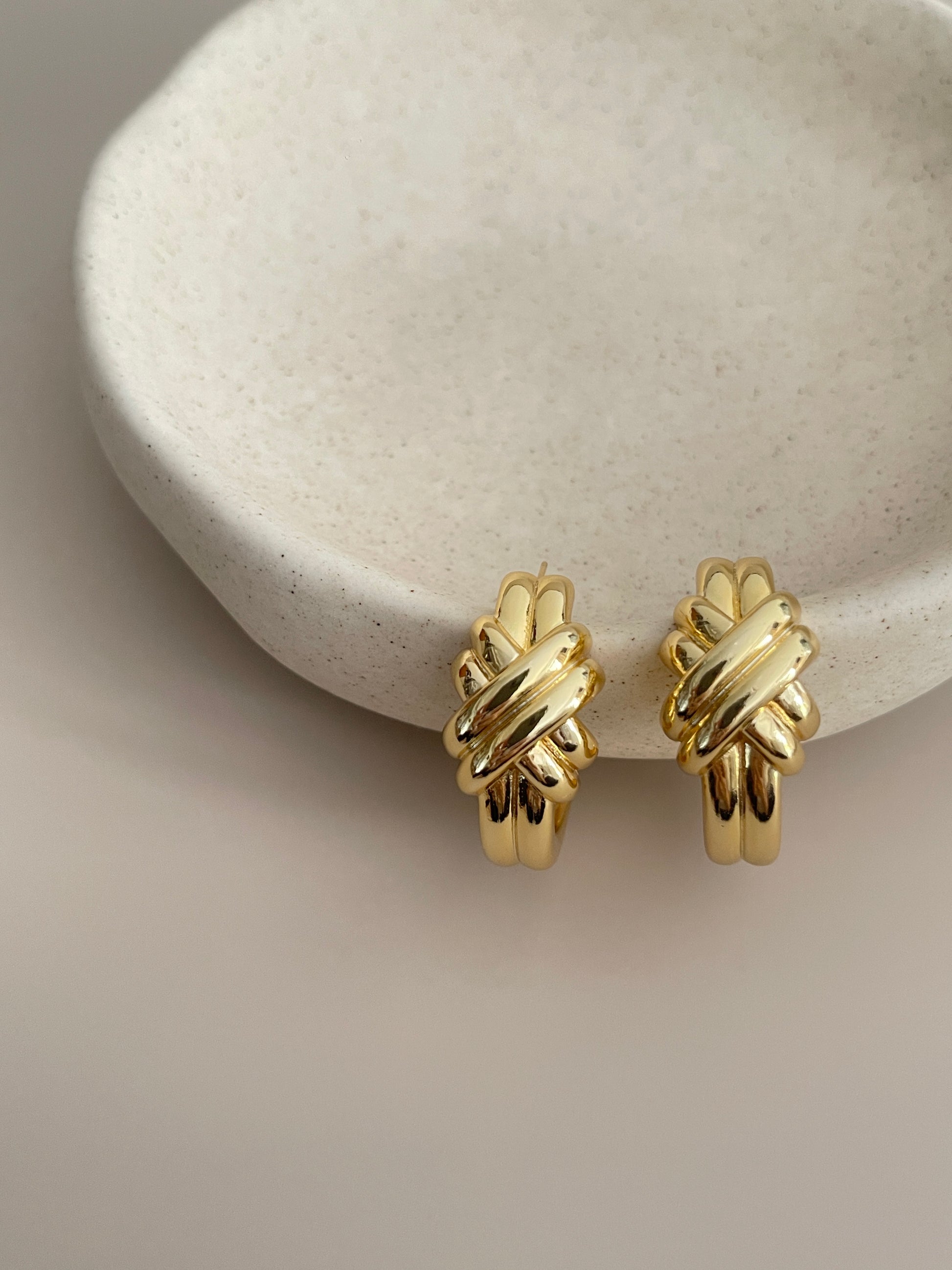 TORSIA HOOPS GOLD