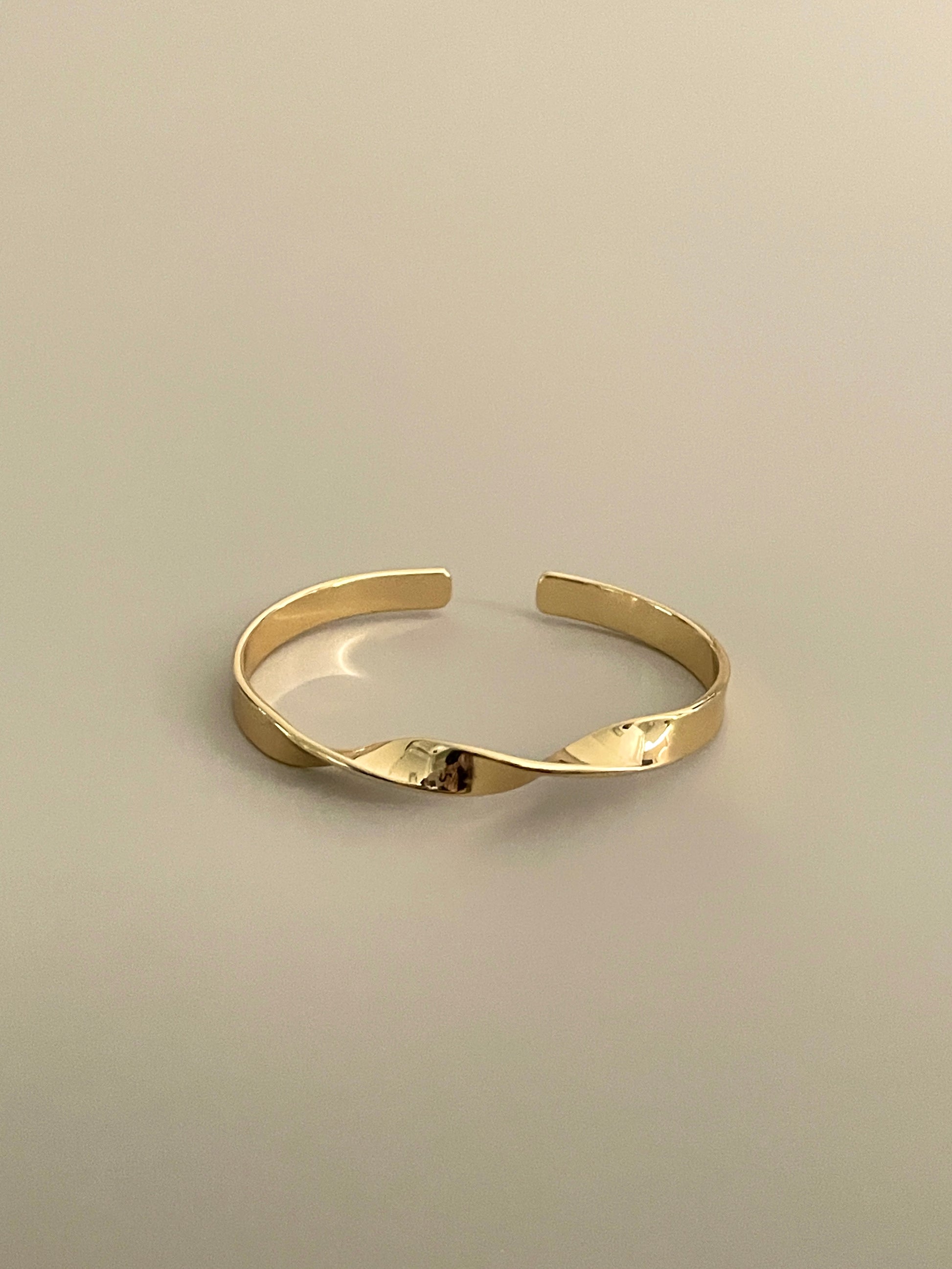 TENZA CUFF